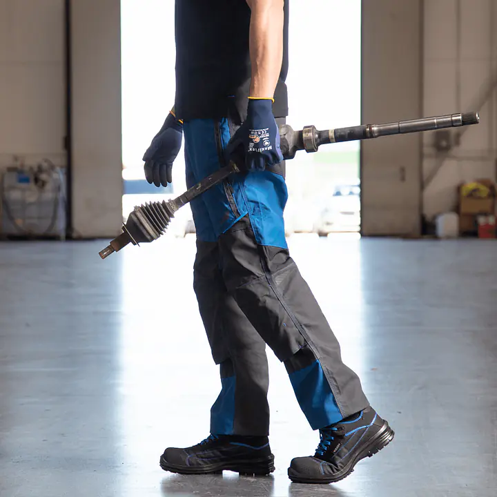 1B6A8821_safeguru.png